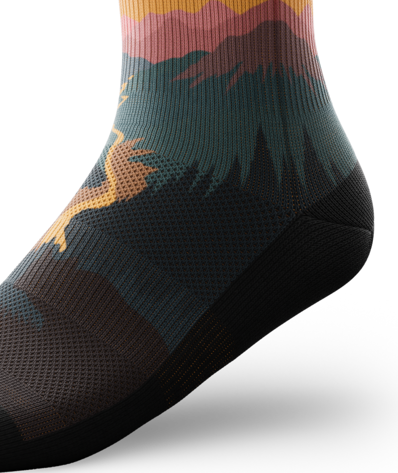 Into the Dusk Athletic Quarter Socks - Image 5